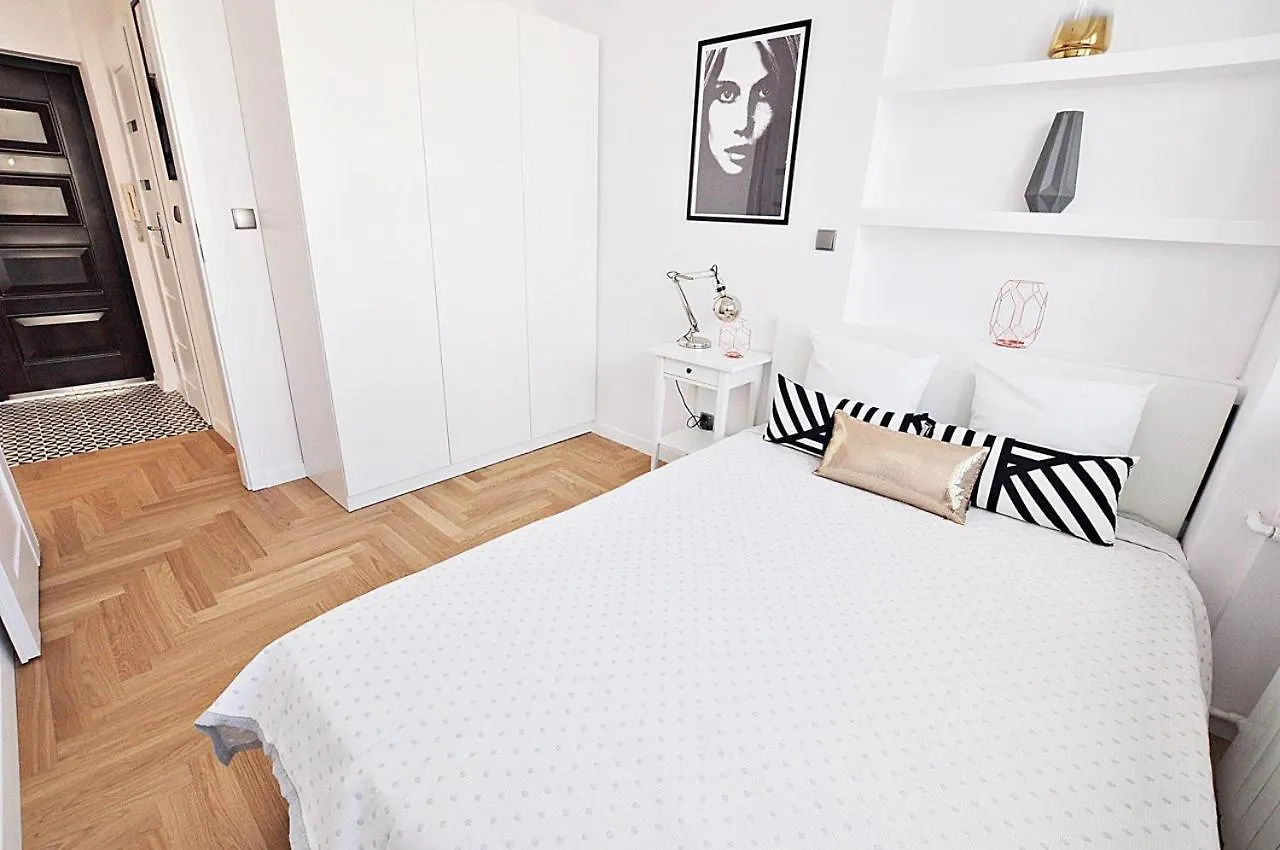Premium Place In The Centre, Wi-Fi - By Hik Apartments Warsaw 0*,  Poland